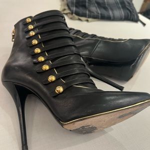 Balmain zip up booties
